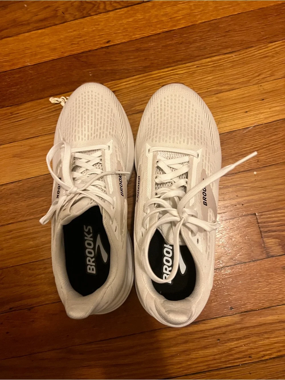 Brooks Revel 8 shoes Women’s 9.5 W